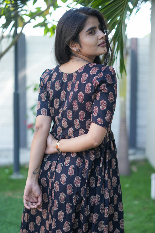 Zipper Feeding Maxi Silk Mango Floral