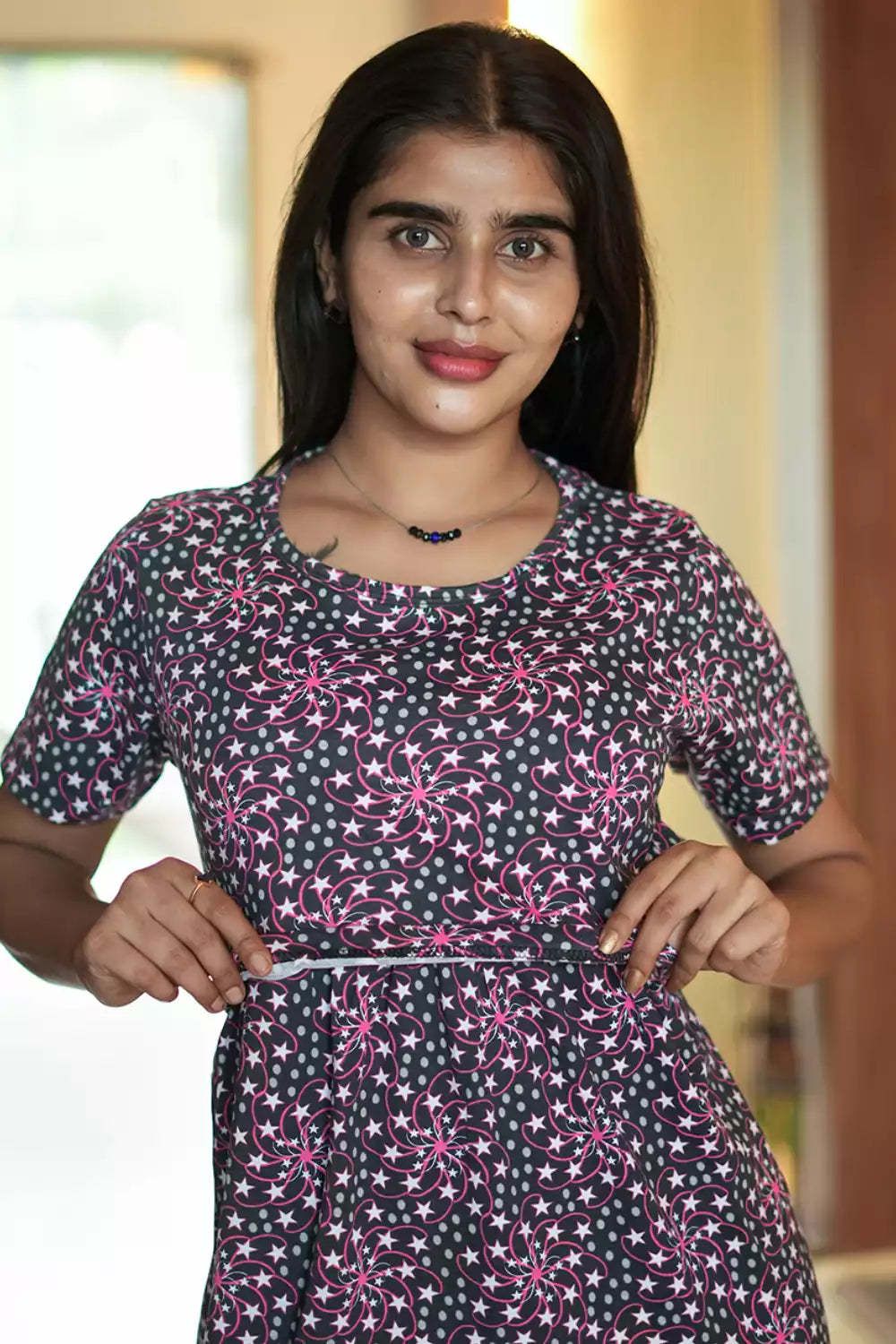 Zipless Feeding Maternity Wear without Puff Sleeve Black Star