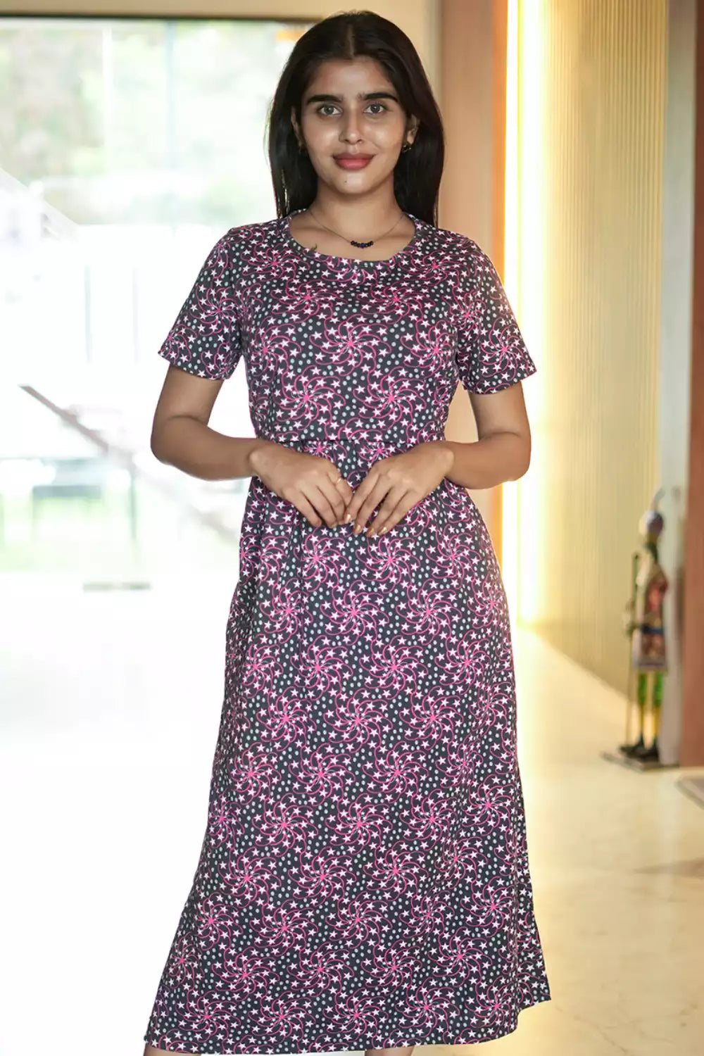 Zipless Feeding Maternity Wear without Puff Sleeve Black Star