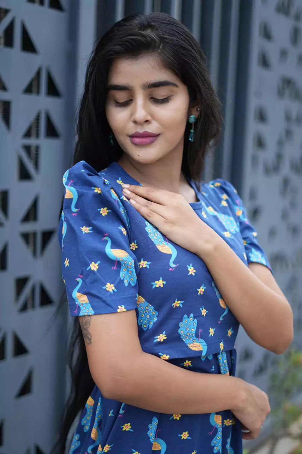 Zipless Feeding Maternity Wear with Puff Sleeve Navy Peacock
