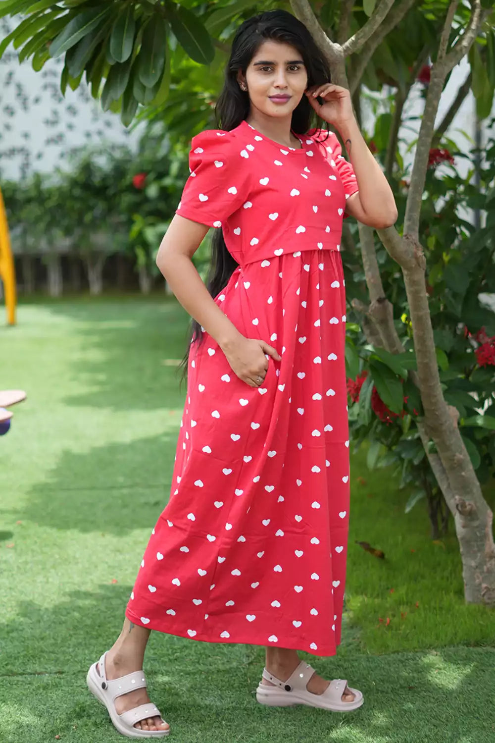 Zipless Feeding Maternity Wear with Puff Sleeve Red Heart