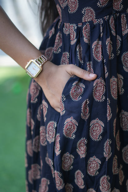 Zipper Feeding Maxi Silk Mango Floral