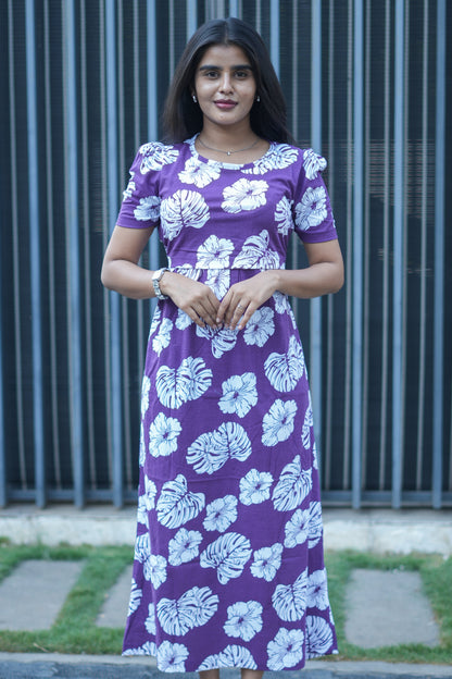 Zipless Feeding Maternity Wear with Puff Sleeve Purple White Leaf