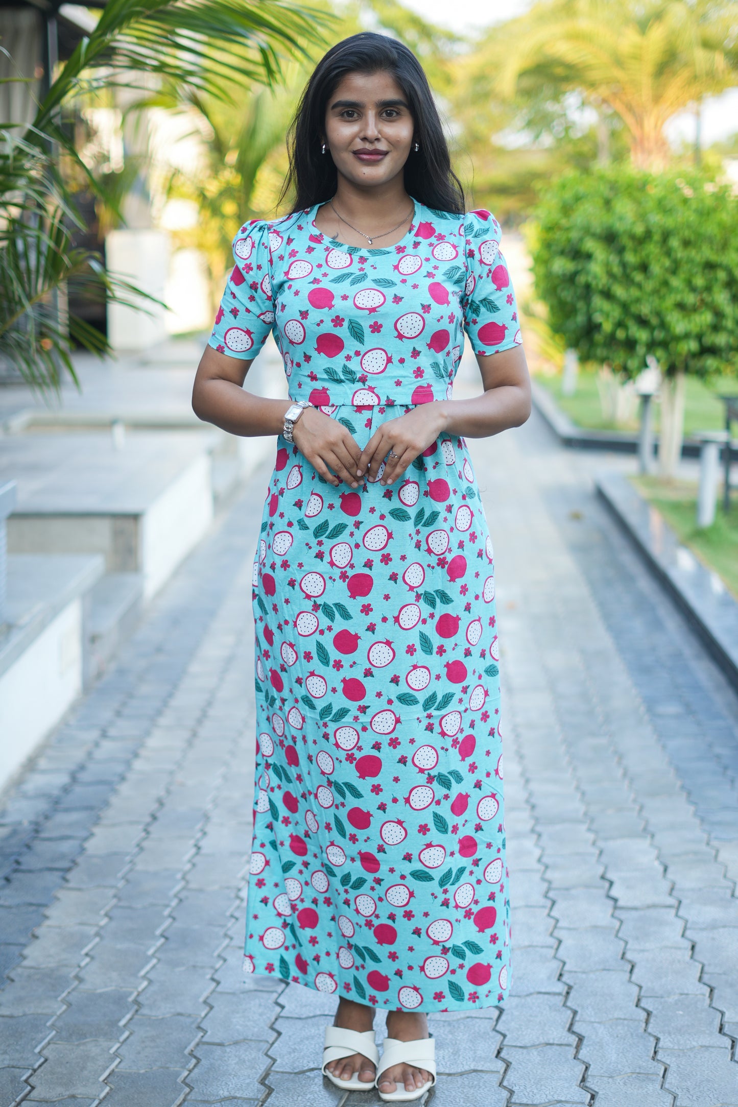 Zipless Feeding Maternity Gown Blue Pomegranate - Puff sleeve 52 inches