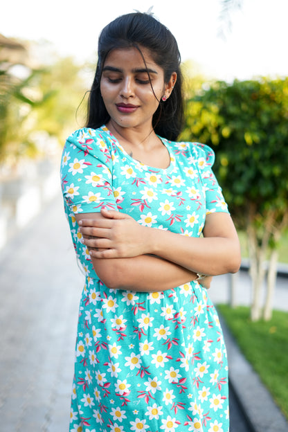 Capri Feeding Wear with Puff Sleeve Green Daisy