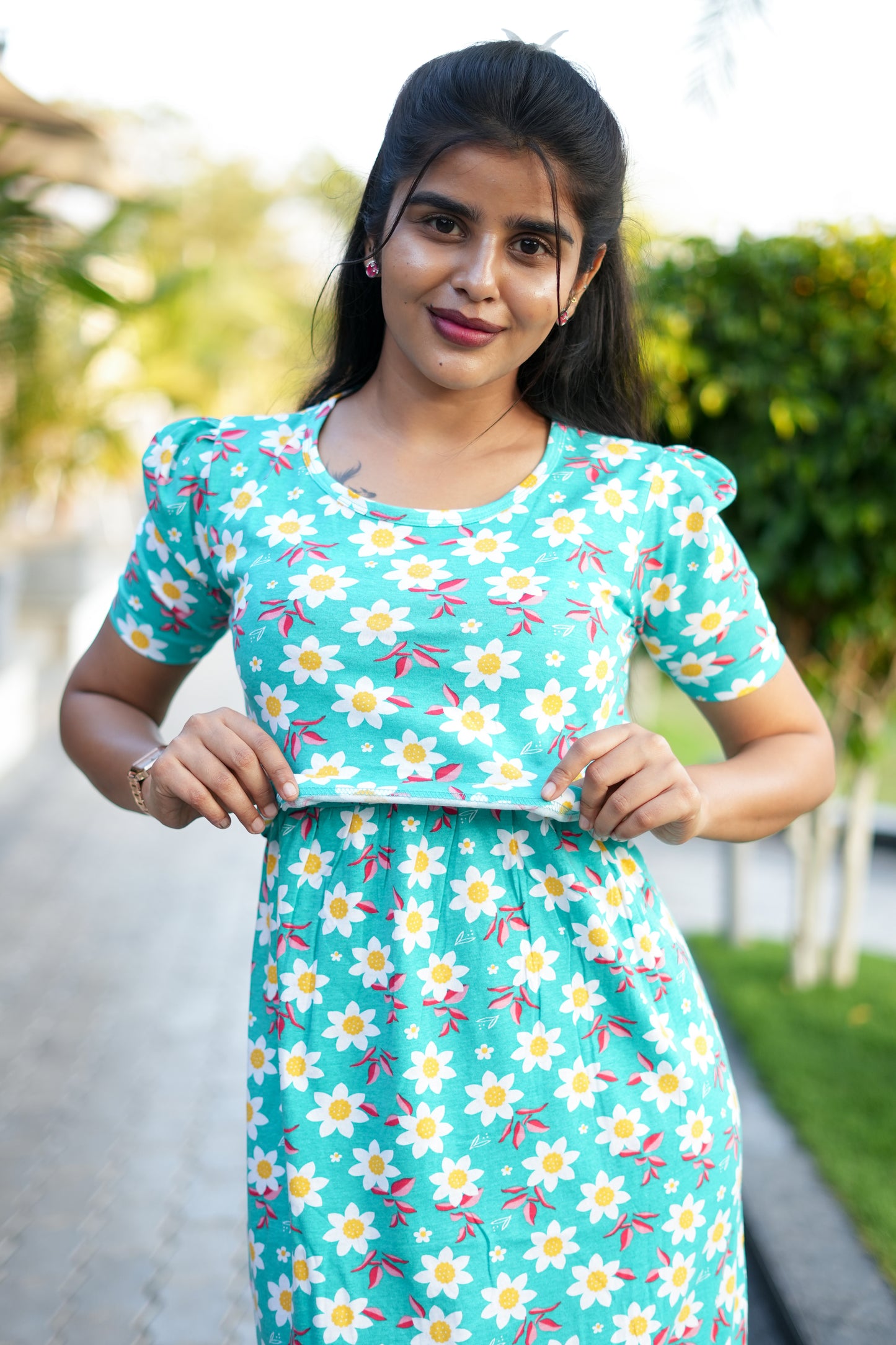 Capri Feeding Wear with Puff Sleeve Green Daisy