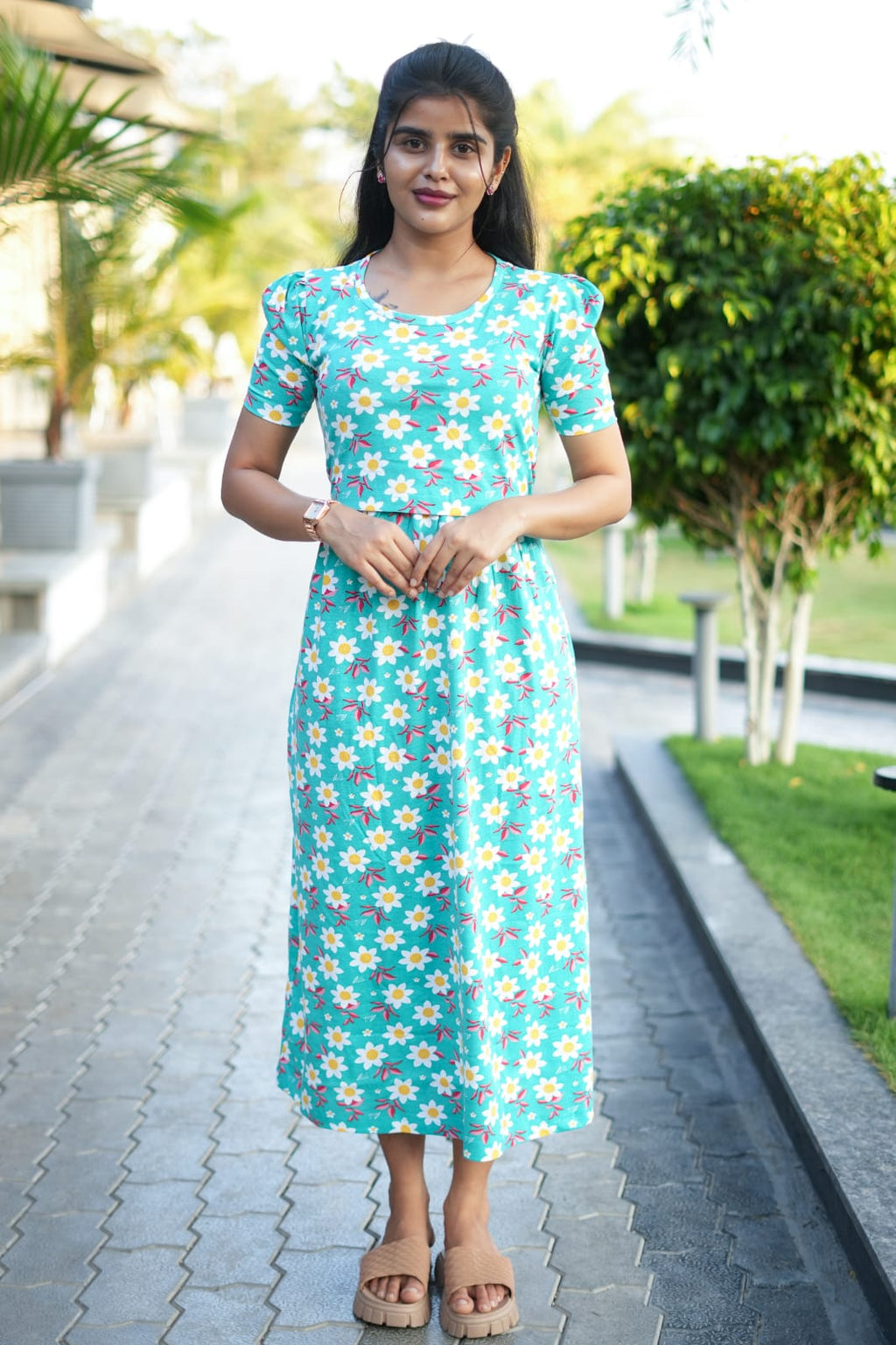 Capri Feeding Wear with Puff Sleeve Green Daisy