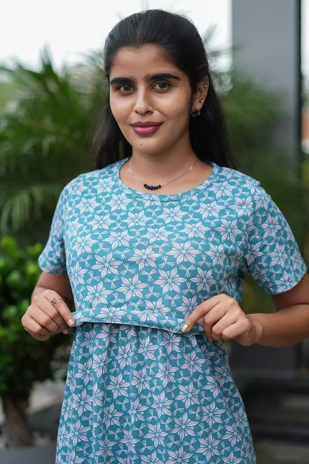Zipless Feeding Maternity Wear without Puff Sleeve Grey Green Star