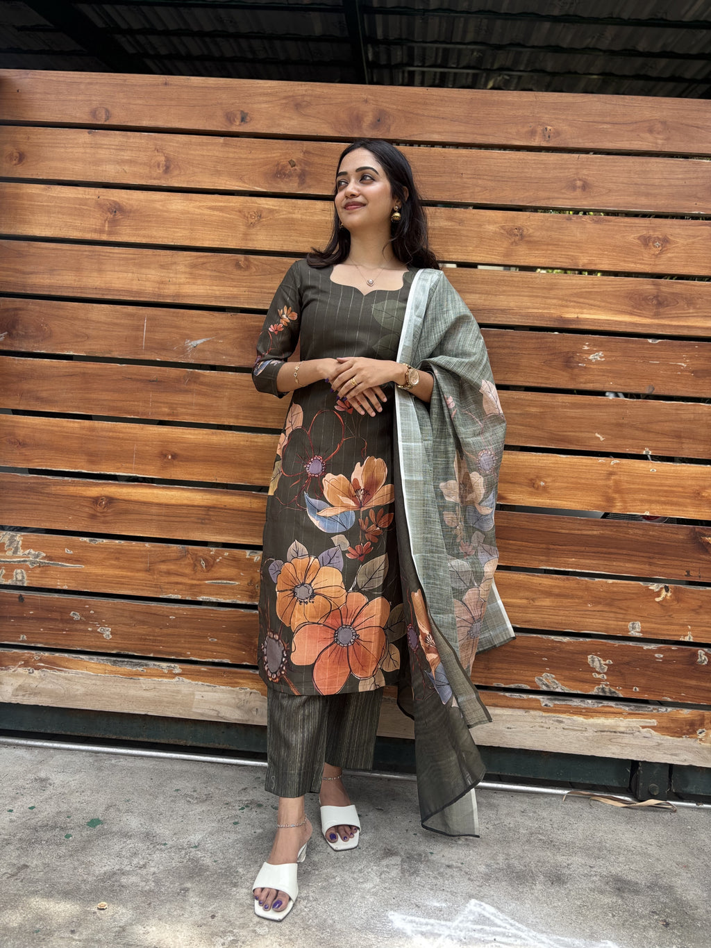 Lara’s Olive Bloom Floral Ethnic 3-Piece Set |  G - 007