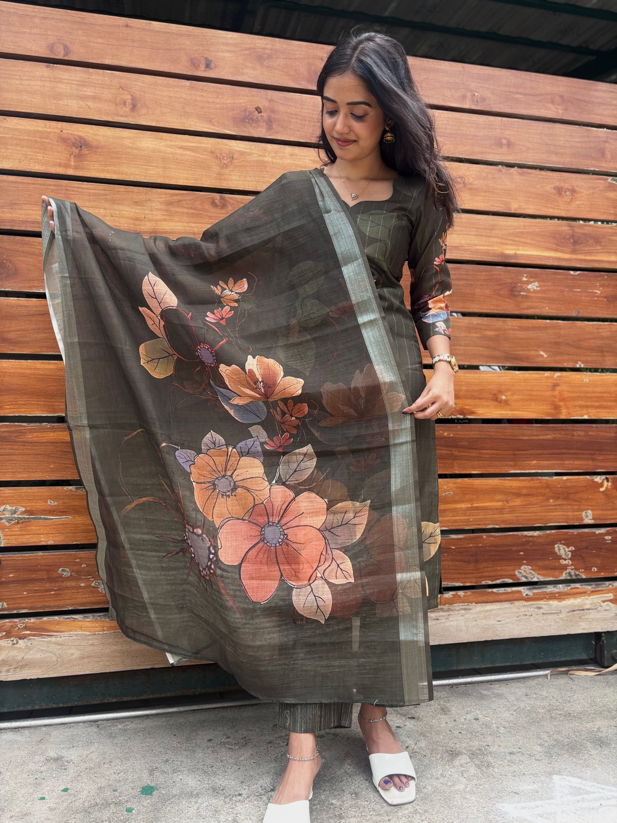 Lara’s Olive Bloom Floral Ethnic 3-Piece Set |  G - 007