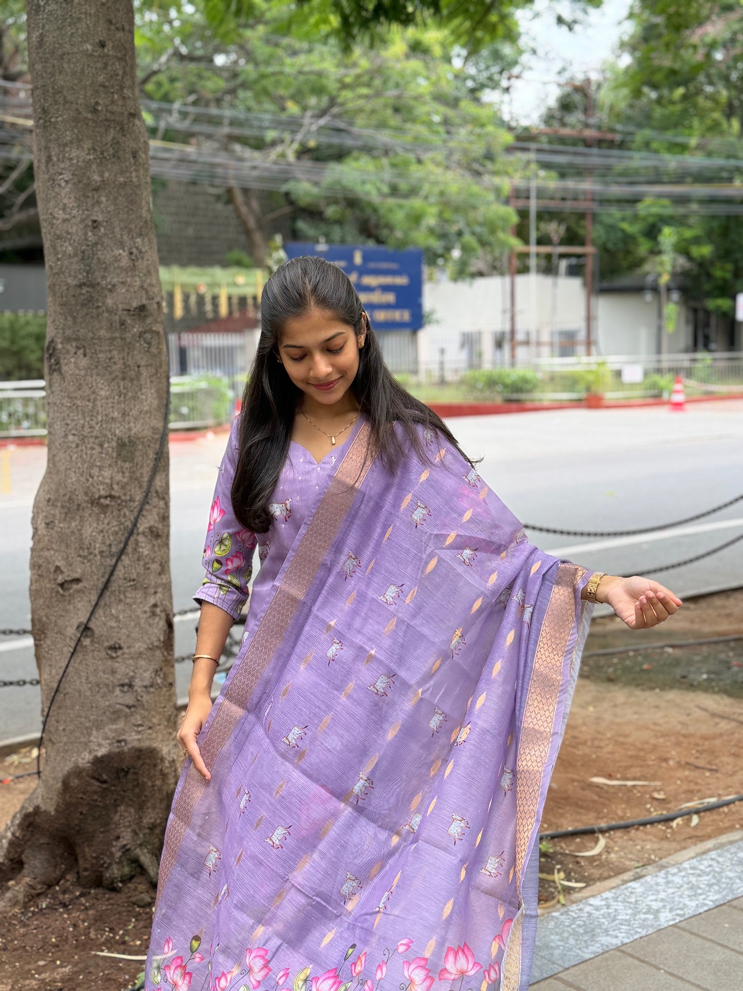Lara Lilac Muse – 3 Piece Muslin Chanderi Set | LCSL 024