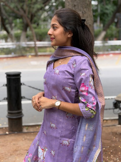 Lara Lilac Muse – 3 Piece Muslin Chanderi Set | LCSL 024