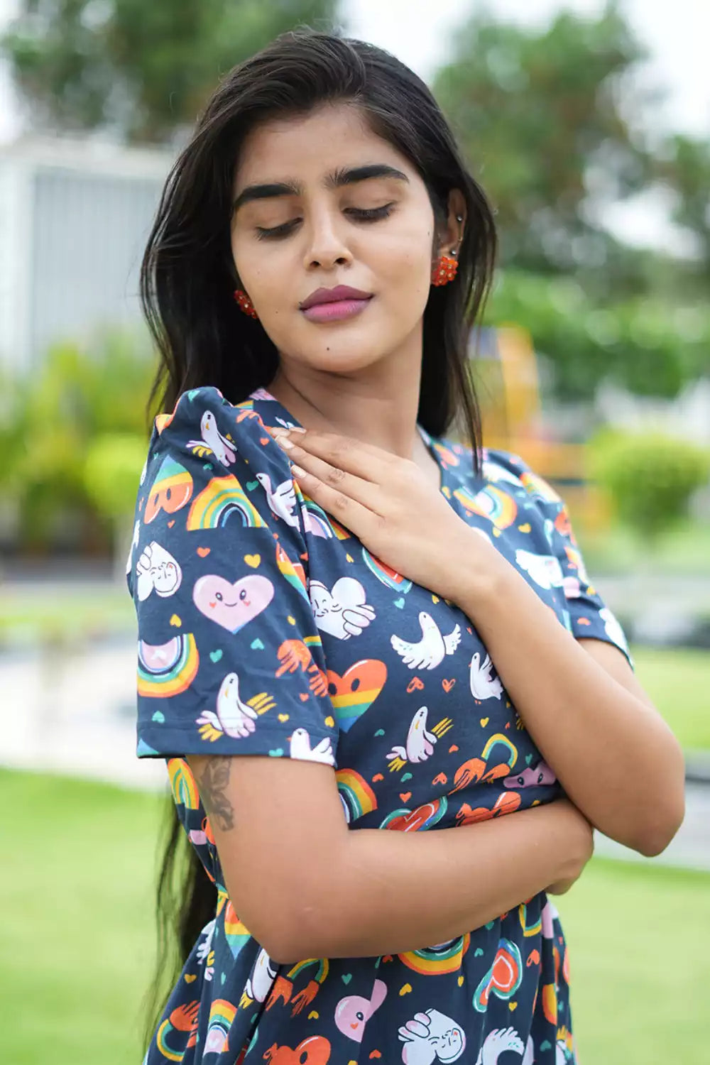 Zipless Feeding Maternity Wear with Puff Sleeve Navy Rainbow