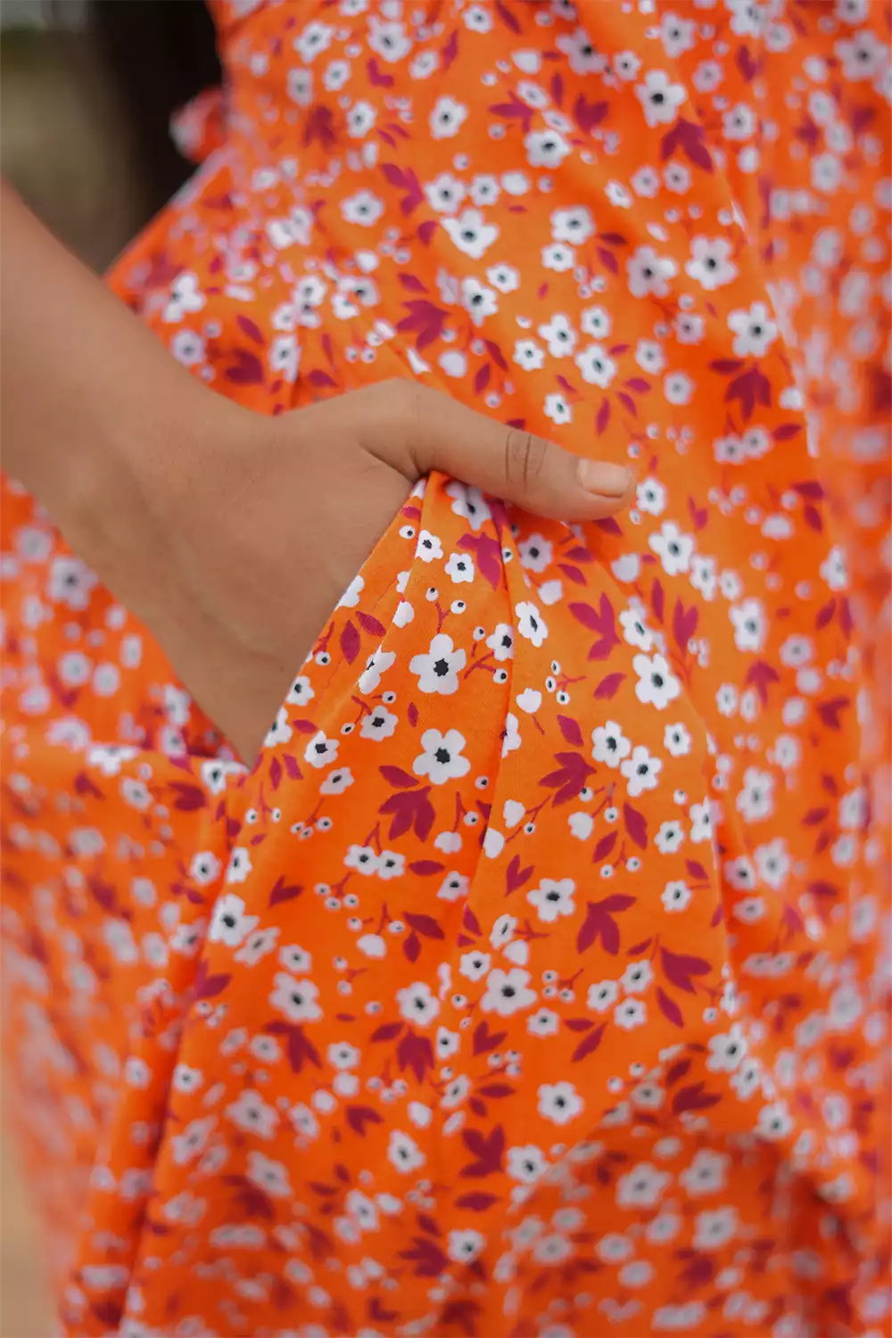 Zipless Feeding Maternity Wear without Puff Sleeve Orange White