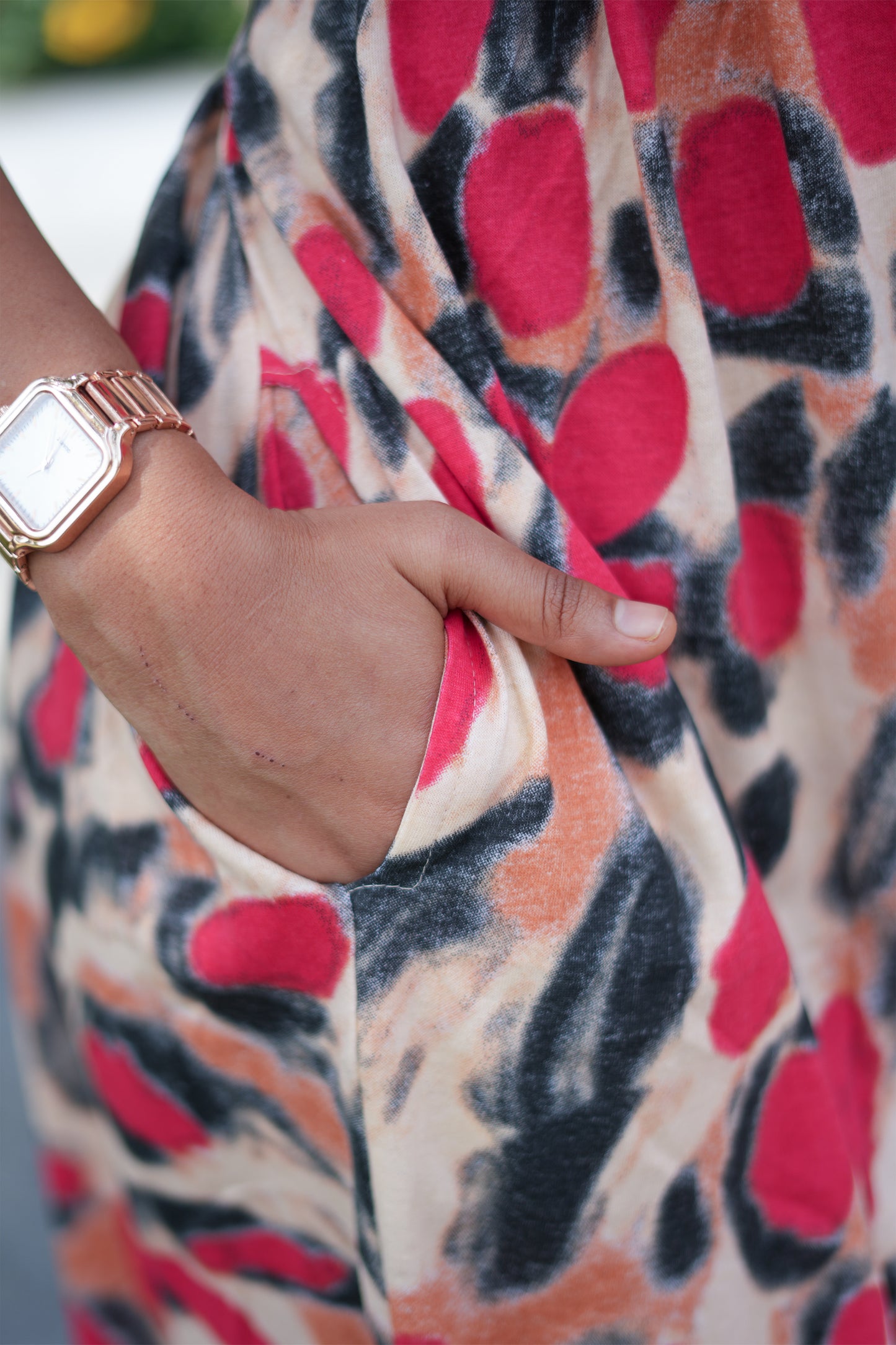 Zipless Maternity Wear Feeding with Shawl Red Black