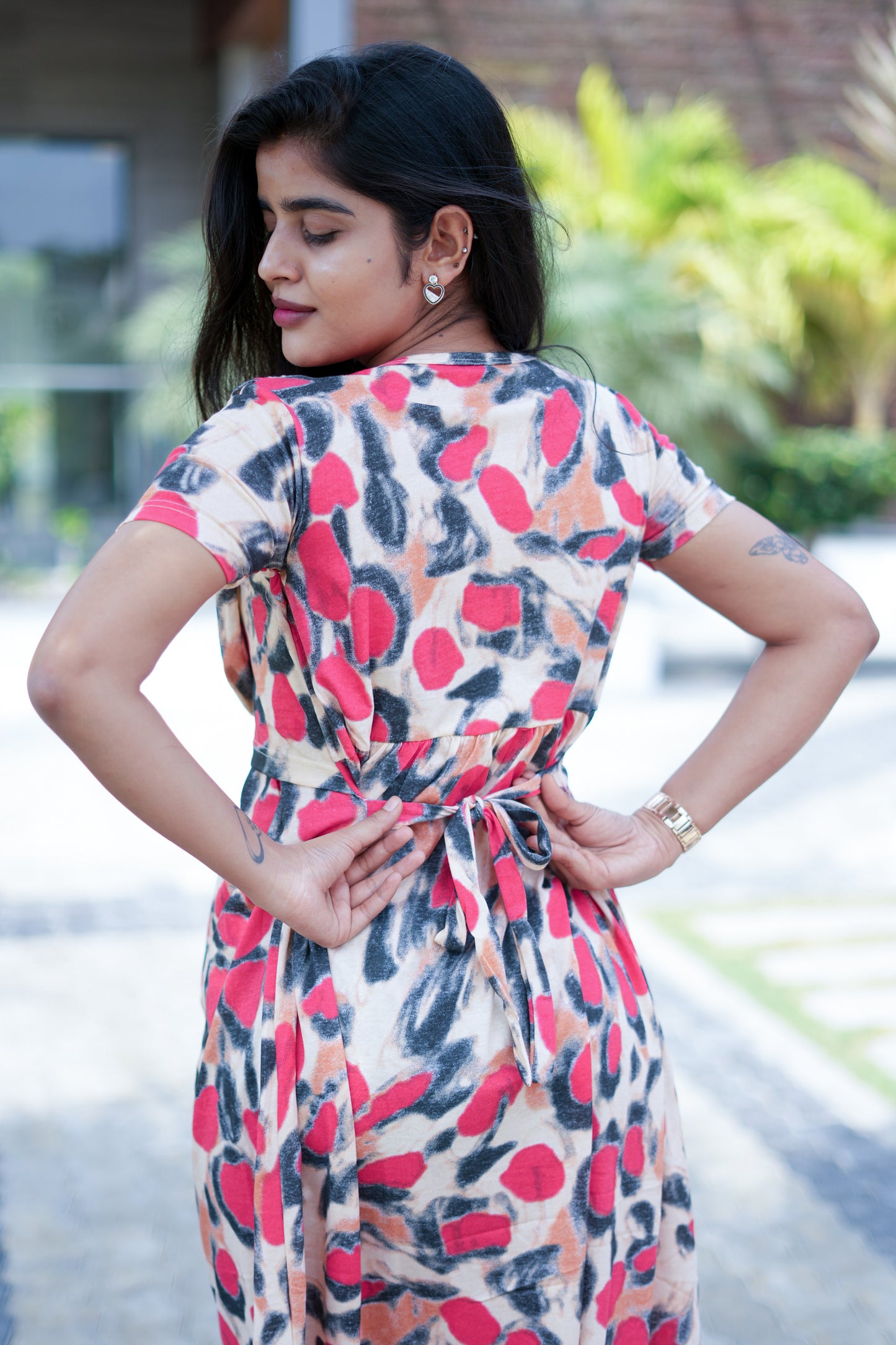 Zipless Maternity Wear Feeding with Shawl Red Black