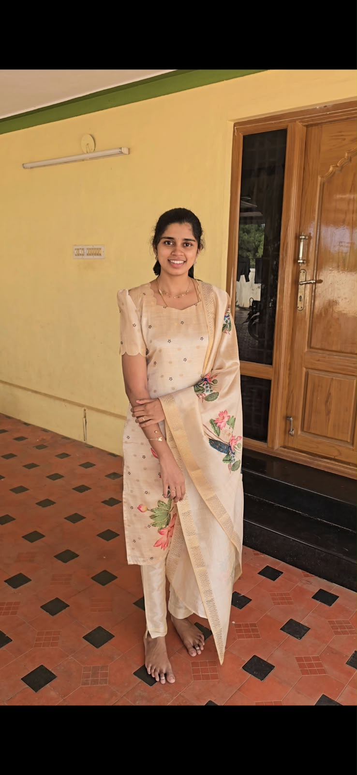 Lotus Mayura Golden Zari Kurta Set | G-022