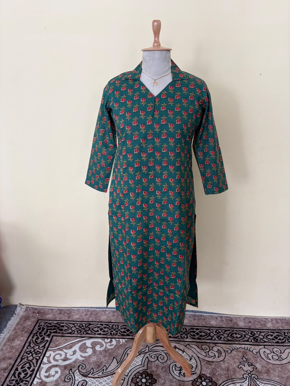 Emerald Green Floral Print Kurti Top